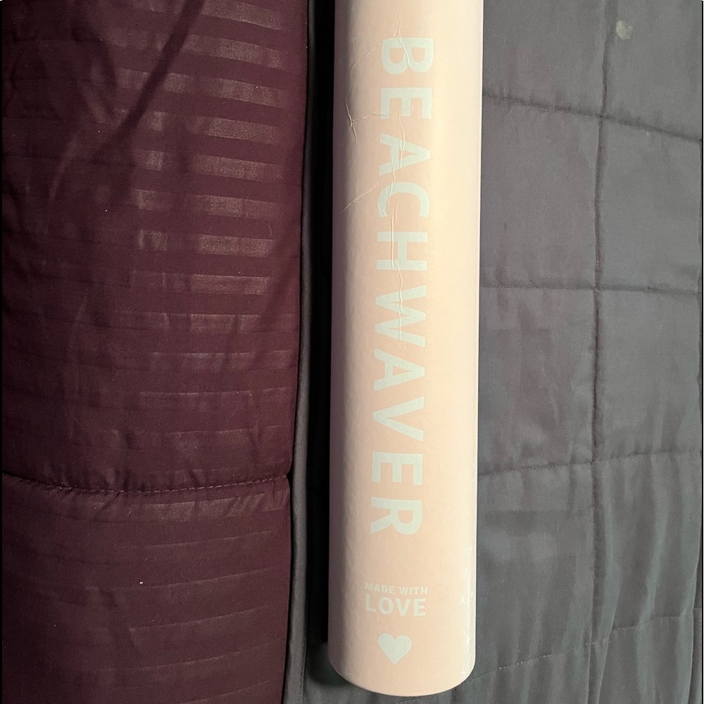 Beachwaver curling wand, used once